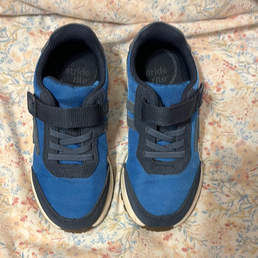 Kids Stride Rite Navy Jogger Sneaks